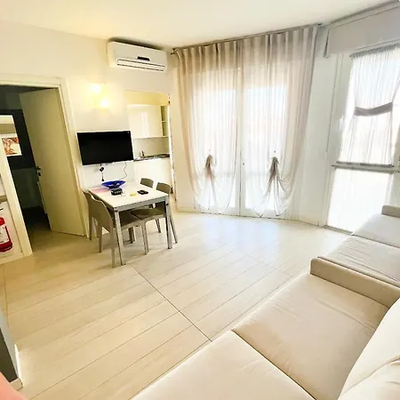Vista Mare, - Centro Commerciale Lido di Jesolo